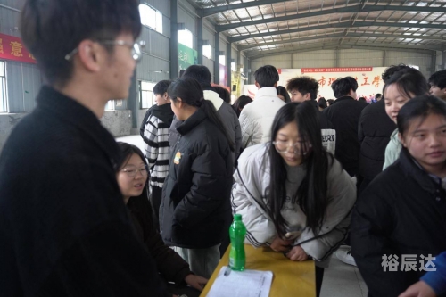 学校社团逞官威现象-第1张图片