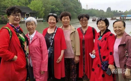 老年旅游团怎么报名老年旅游团报名攻略