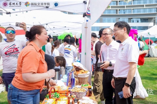 华人城论坛，多元文化交流的平台