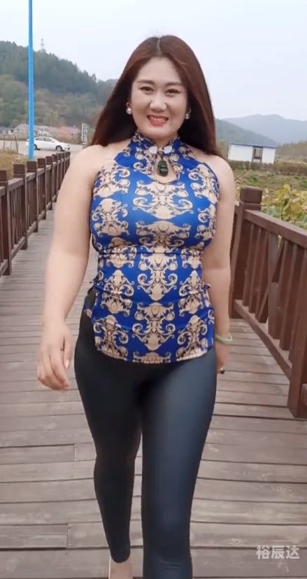 大姐心水论坛大姐心水论坛，探索网络世界的魅力-第3张图片