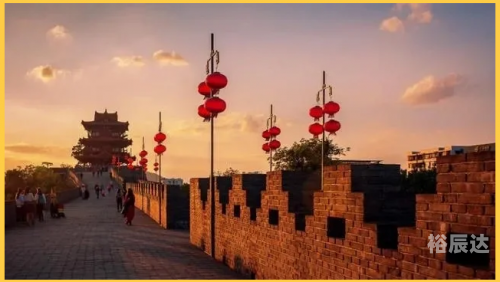 端州古城墙端州古城墙，千年历史与现代风采-第2张图片
