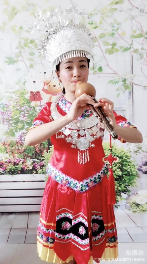 中国原创音乐基地伴奏下载葫芦丝映山红中国原创音乐基地伴奏，音乐创作的灵魂之源-第1张图片