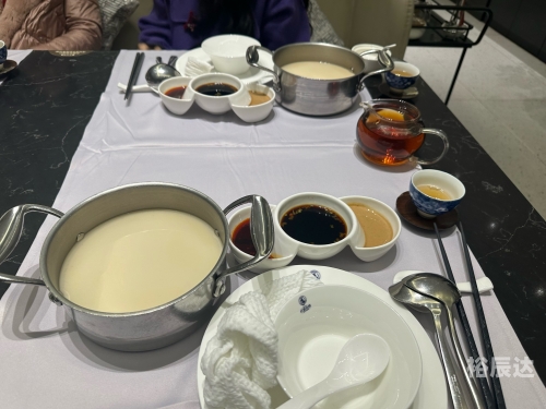 鼎中鼎澳门豆捞鼎中鼎澳门豆捞，品味美食，体验文化-第3张图片