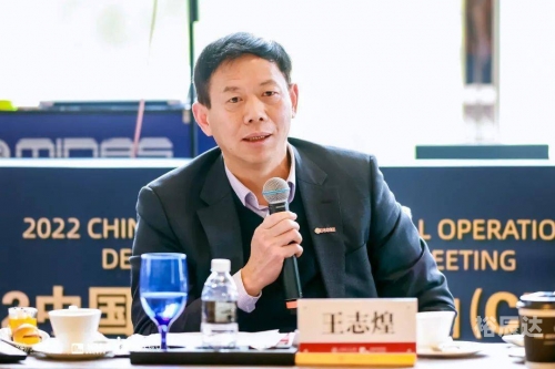 顾欣怡，优雅与智慧并存的女子-第3张图片