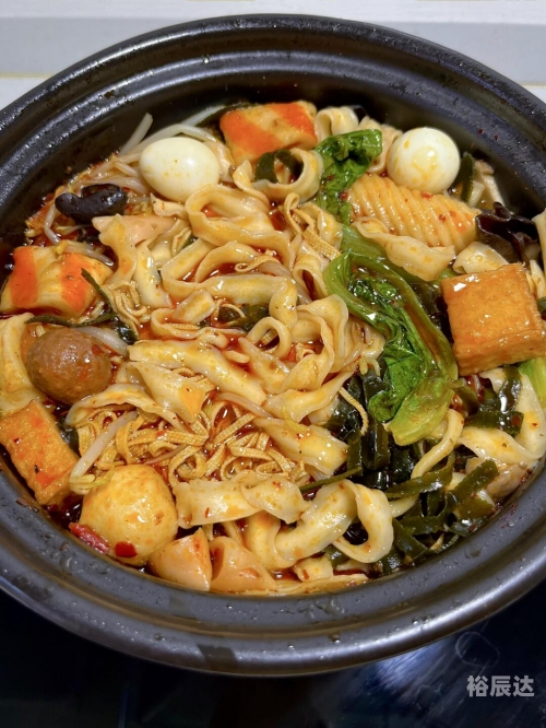 刀削面，传统美食的魅力-第2张图片