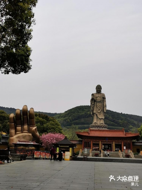 九龙坛寓意九龙二坛，文化与信仰的圣地
