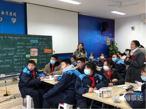 金彩网，引领数字时代的璀璨之网-第2张图片