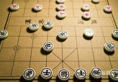 中国象棋大师王，棋艺精湛，技艺卓越-第2张图片