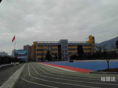 信阳市六高，教育新星闪耀-第2张图片