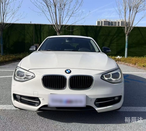 宝马118i，豪华与动感的完美结合