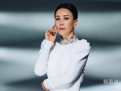 曹晓洁个人资料曹晓洁，才华横溢的青春使者