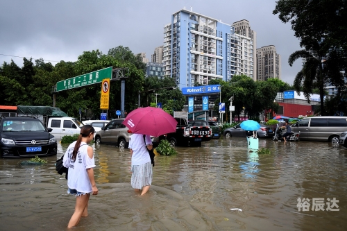 上海特大暴雨，暴雨肆虐下的城市挑战