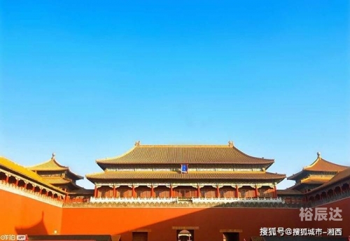 香港六合，繁华都市中的历史与现代交织