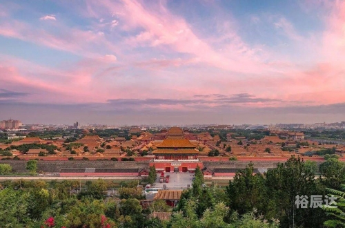 北京线路，探寻城市繁华与历史印记
