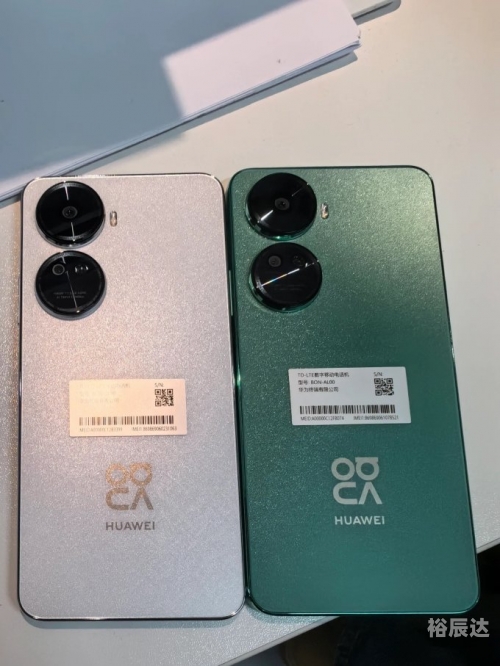 探索899SE，智能手机的新篇章