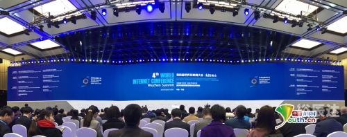 136.com，互联网新时代的领航者