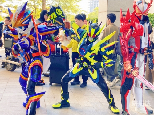 广州萤火虫漫展双排视频广州萤火虫，城市的夜之精灵-第2张图片