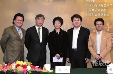顾欣怡，优雅与智慧并存的女子-第3张图片