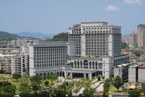 711医院全称叫什么探索711医院，医疗技术与人文关怀的融合-第2张图片