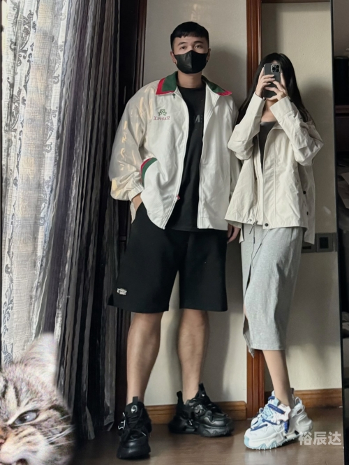 冬季短裤搭配什么鞋子好看冬季短裤搭配指南