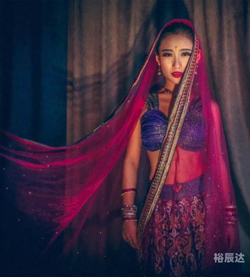 开罗之星开罗之星，璀璨璀璨的古都之光