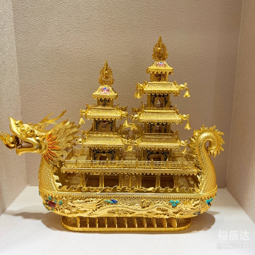 大版六合皇大版六合皇，古代皇权的象征-第3张图片