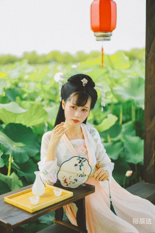 欣欣彩色主图库欣欣彩色图库，探索无限创意的视觉宝库