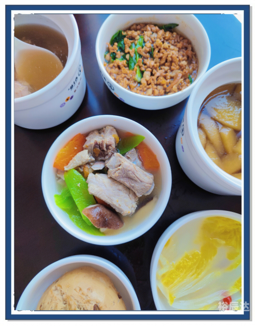 料理妈妈料理妈妈，用心烹饪的家庭温暖