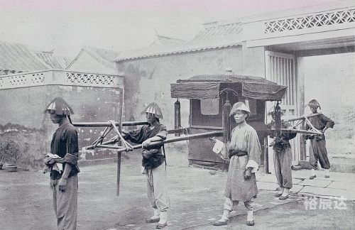 彩翎羽轿，古代华丽的出行工具