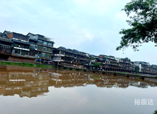 金华旅游团之旅，探秘山水间的美丽与魅力-第2张图片