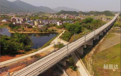 衡茶吉铁路衡茶吉铁路，连接梦想与未来的新篇章