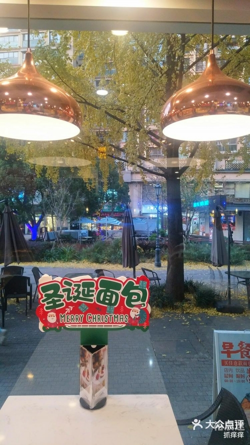 黄金城，璀璨之都-第2张图片