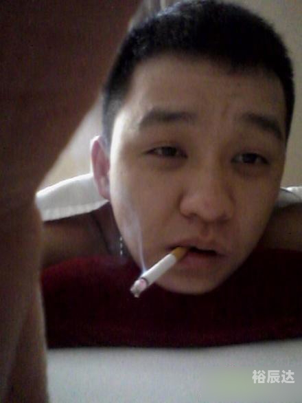 富二代官方网址多少富二代官网免费看，揭秘网络资源-第2张图片