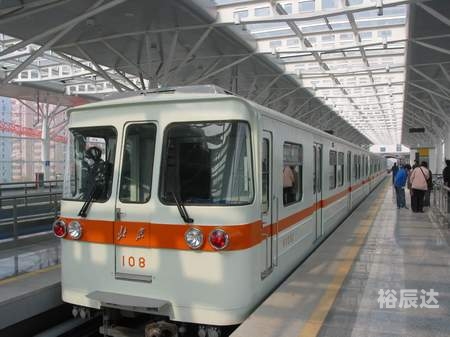 北京城铁北京城铁，城市交通的新篇章
