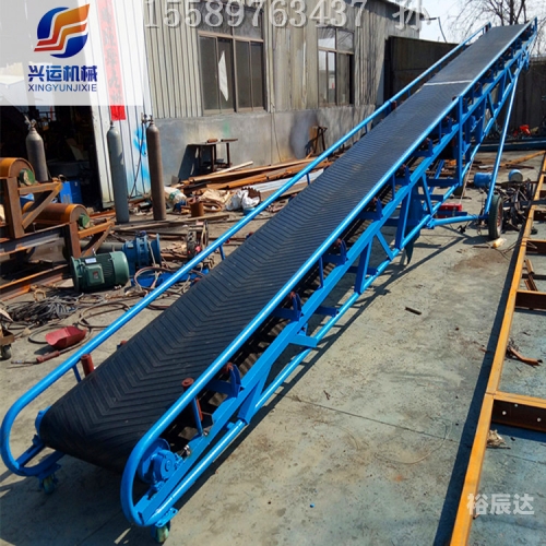 传输带图片传输带在现代物流中的关键作用
