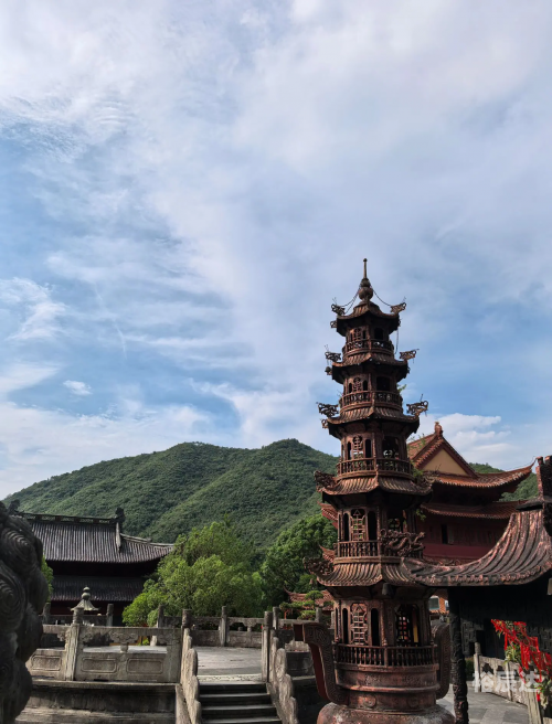 黄大仙心水坛澳最新消息黄大仙心水坛，探秘心灵之旅-第2张图片