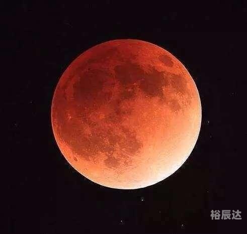 246天天好彩蓝月亮精选，探寻神秘的天文奇观-第2张图片