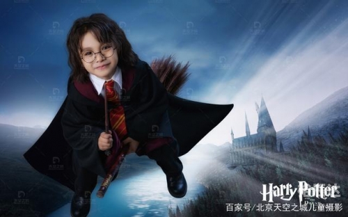 爆裂魔女官网，神秘魔法世界的探索之旅