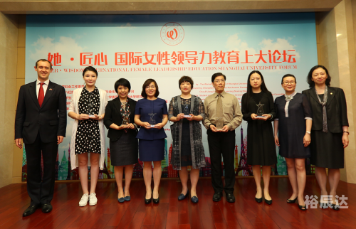 中福在线论坛，探索网络交流的新天地-第3张图片