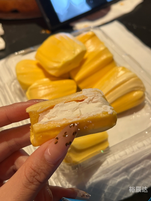 菠萝菠萝蜜手机网，探索科技新世界-第2张图片