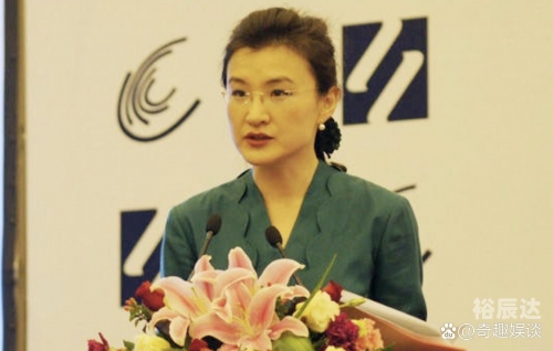 中央电视台董倩中央电视台董倩，新闻人的典范-第2张图片