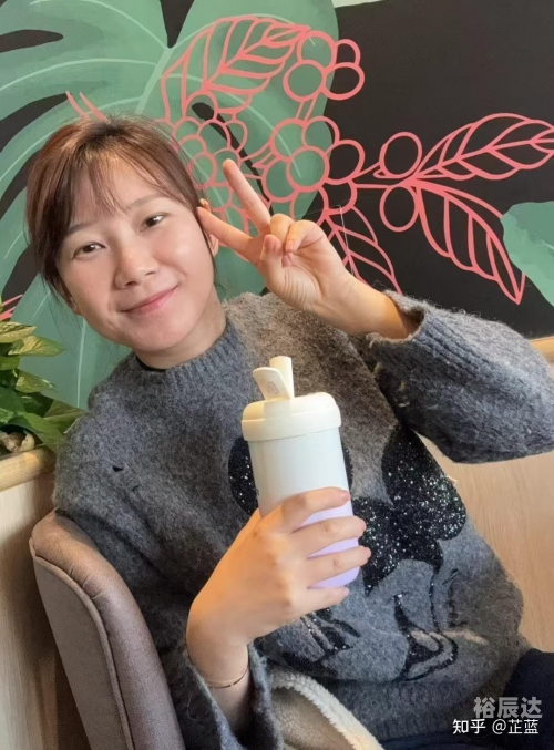 蓝姐专注论坛蓝姐论坛，探索网络交流的新天地