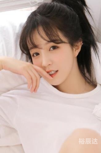 幸福宝APP官网入口IOS版鸭脖体验，幸福生活的入口-第2张图片