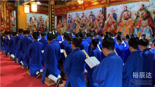 道长宝典系列全集在线观看道长宝典，探寻修行之路的智慧宝典-第1张图片