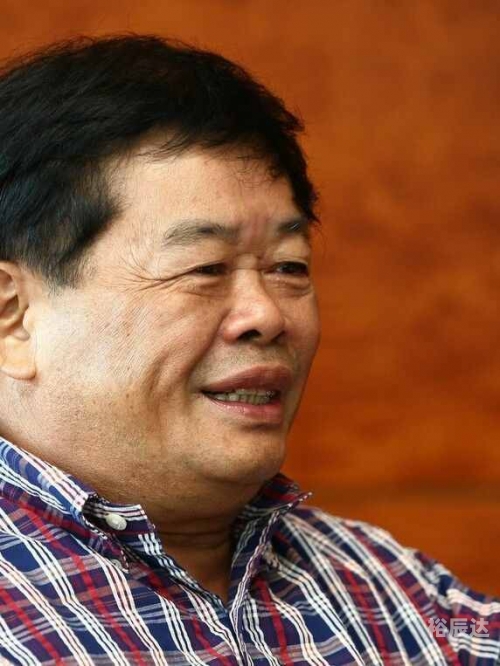曹德旺个人介绍PPT曹德旺个人介绍