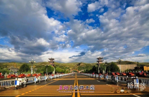 金锁匙俱乐部，心灵之锁，互助之桥