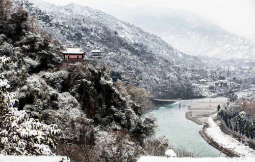 成都包车到西藏成都包车到西藏之旅
