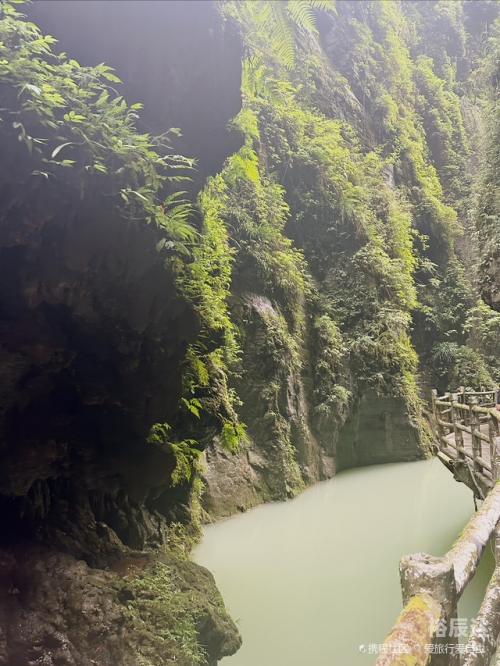 彭水阿依河，山水间的梦幻之旅